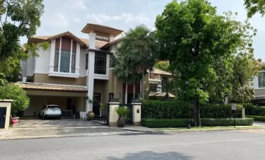 Haus zur Miete mit 5 Zimmer in Watthana, Bangkok