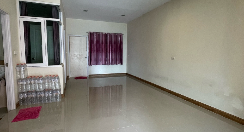 For sale 4 bedrooms townhouse in Rat Burana, Bangkok