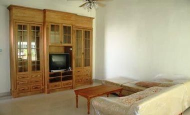 Condo en alquiler de 3 habitaciones en Watthana, Bangkok
