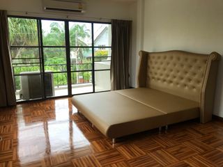 À louer 4 chambres maison à Bang Lamung, Chonburi