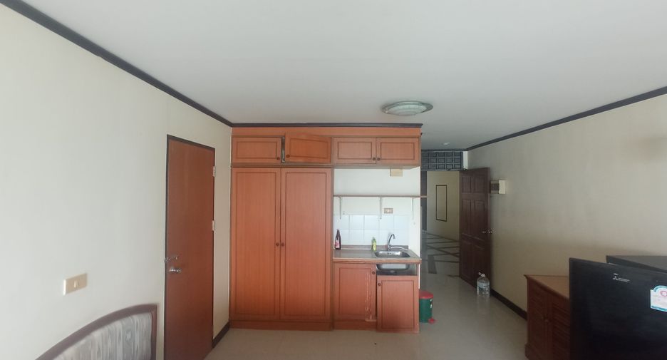 For sale studio condo in Sattahip, Chonburi