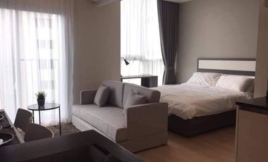 For rent 1 bed condo in Huai Khwang, Bangkok