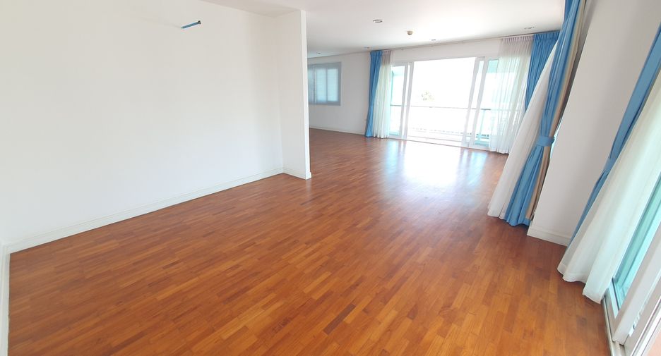 For sale 3 bedrooms condo in Hua Hin, Prachuap Khiri Khan