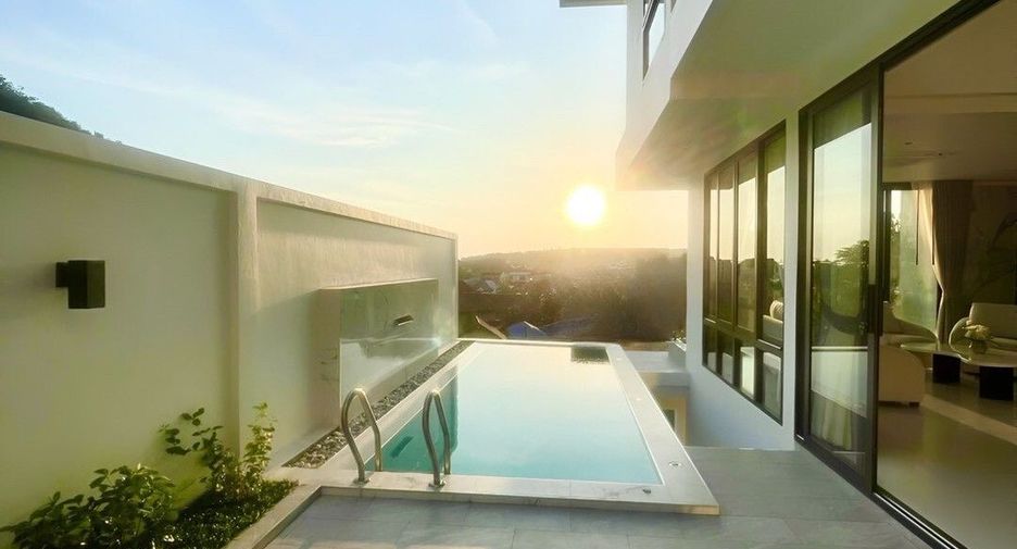 For sale 3 bedrooms villa in Mueang Phuket, Phuket