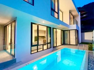 For sale 3 ベッドルーム villa in Mueang Phuket, Phuket