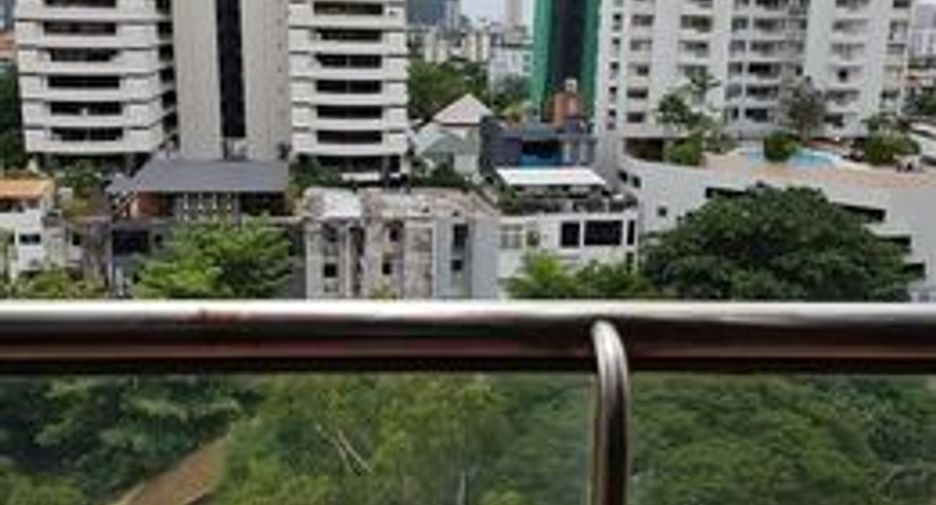 For sale and for rent 2 bedrooms condo in Watthana, Bangkok