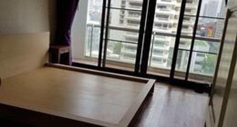 For sale and for rent 2 bedrooms condo in Watthana, Bangkok