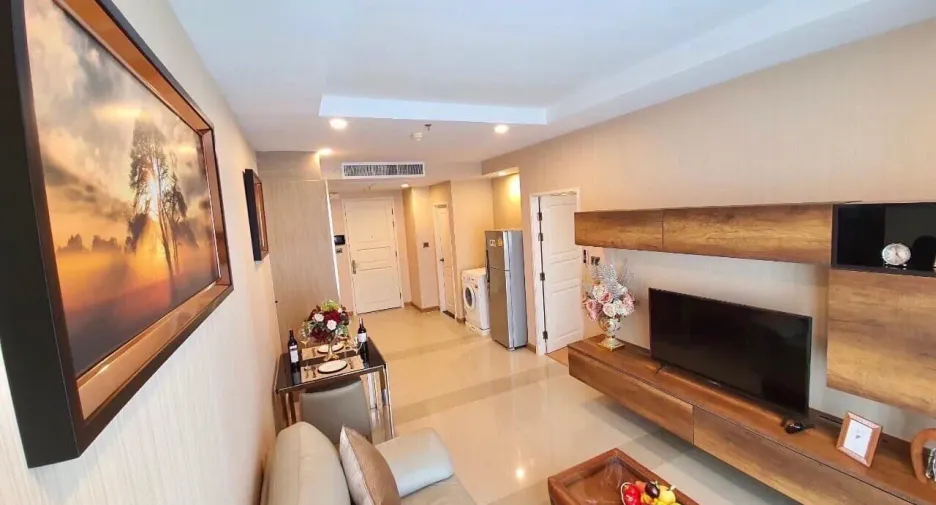 For rent 1 bed condo in Huai Khwang, Bangkok