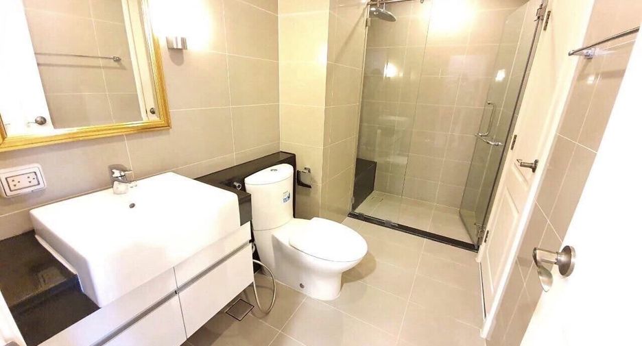For rent 1 bed condo in Huai Khwang, Bangkok