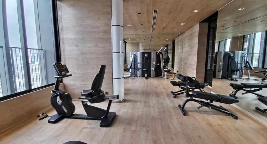For rent 1 bed condo in Watthana, Bangkok