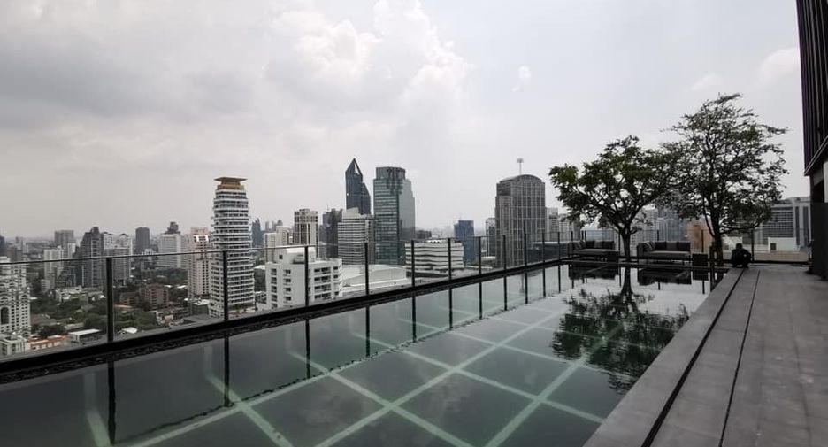 For rent 1 bed condo in Watthana, Bangkok