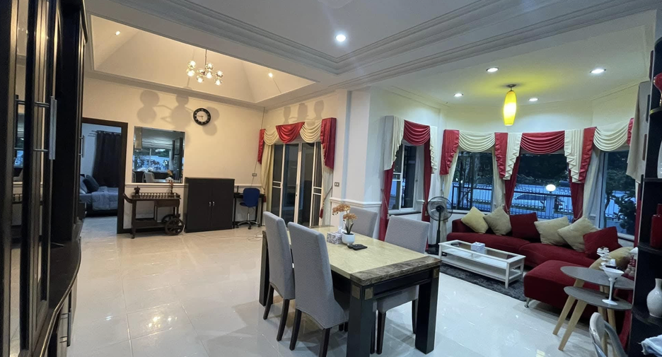 À louer 4 chambres maison à Bang Lamung, Chonburi