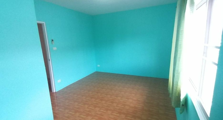 Casa adosada en venta de 3 habitaciones en Mueang Samut Prakan, Samut Prakan