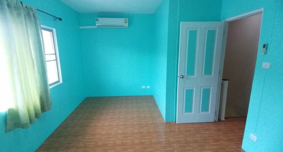 Casa adosada en venta de 3 habitaciones en Mueang Samut Prakan, Samut Prakan