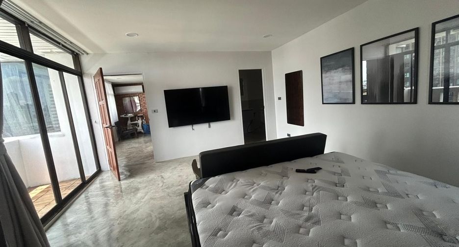 Condo en alquiler de 2 habitaciones en Watthana, Bangkok