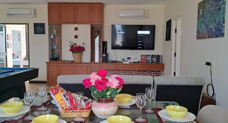 For rent 4 bedrooms villa in Bang Lamung, Chonburi