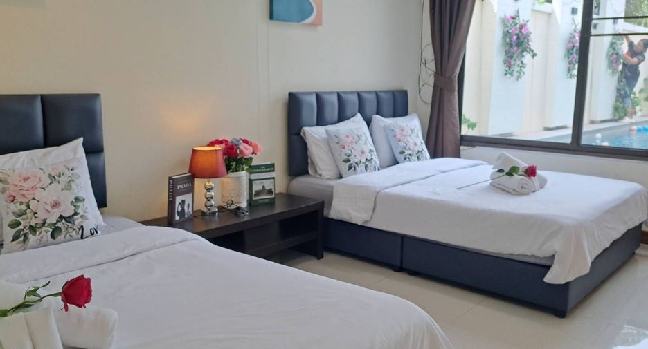 For rent 4 bedrooms villa in Bang Lamung, Chonburi