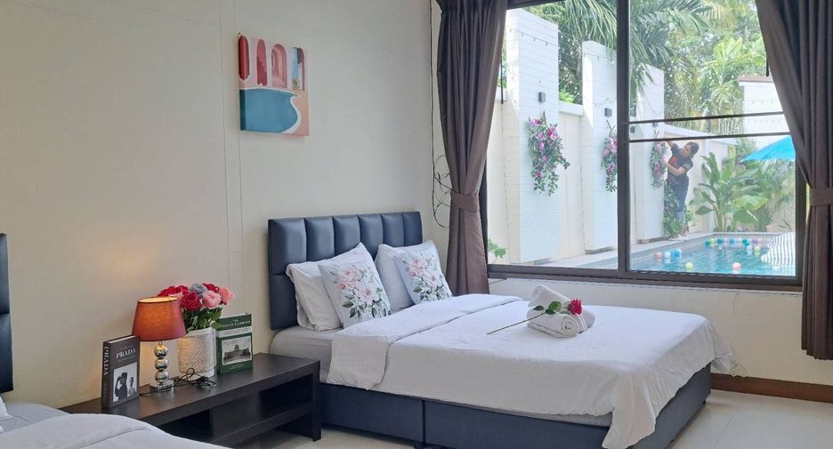 For rent 4 bedrooms villa in Bang Lamung, Chonburi