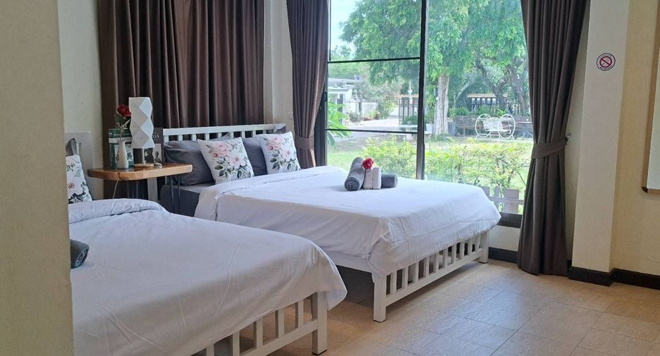 For rent 4 bedrooms villa in Bang Lamung, Chonburi