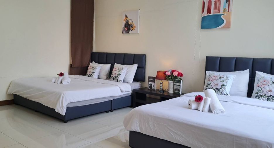 For rent 4 bedrooms villa in Bang Lamung, Chonburi