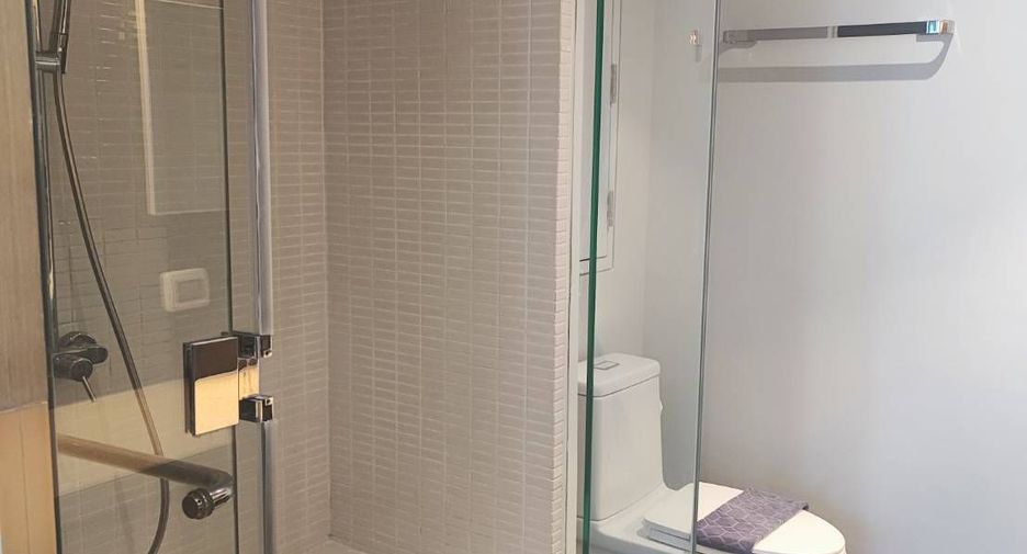 For rent 2 bedrooms condo in Bang Lamung, Chonburi