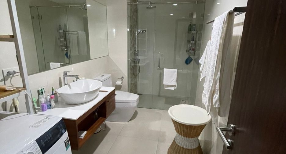 For sale 2 bedrooms apartment in Mueang Phuket, Phuket
