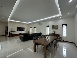Продажа 3 спальни дом в Ча Ам, Пхетбури