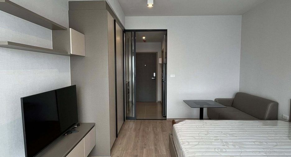 Condo en alquiler de estudio en Huai Khwang, Bangkok