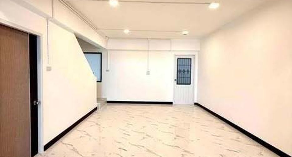 For sale 3 bedrooms townhouse in Mueang Phuket, Phuket