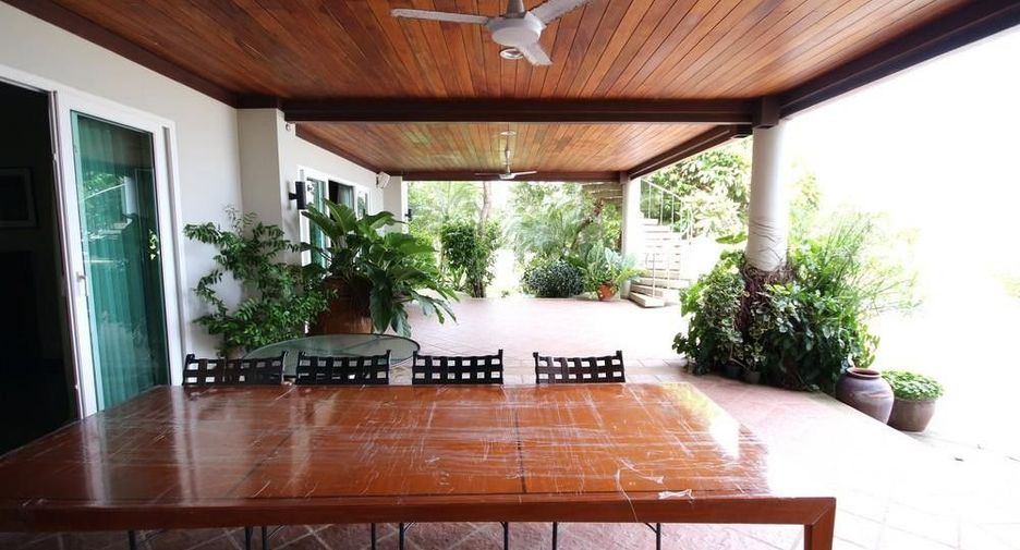Villa zum Kauf mit 7 Zimmer in Mueang Phetchaburi, Phetchaburi