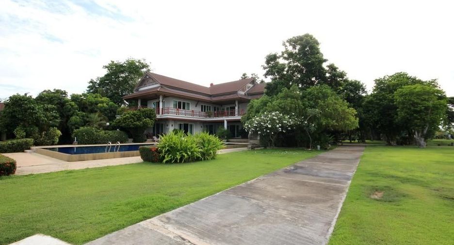Villa zum Kauf mit 7 Zimmer in Mueang Phetchaburi, Phetchaburi