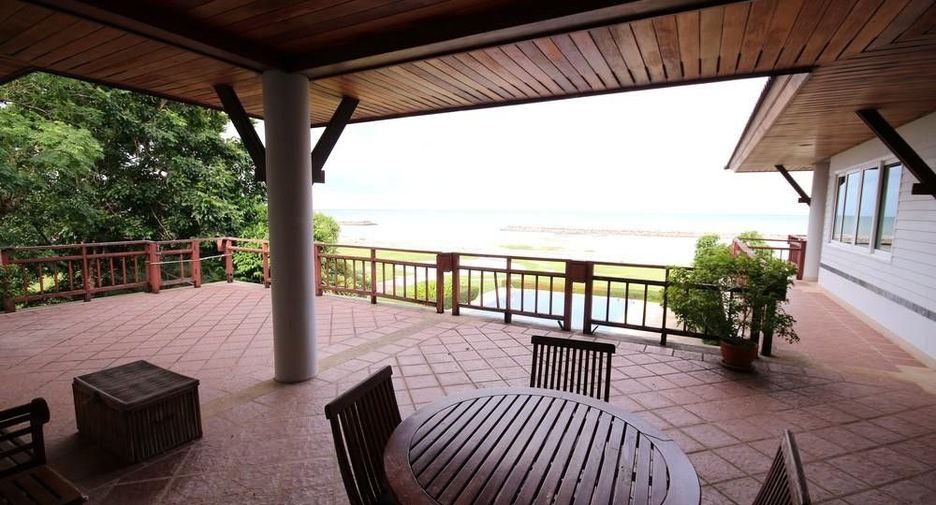 Villa zum Kauf mit 7 Zimmer in Mueang Phetchaburi, Phetchaburi