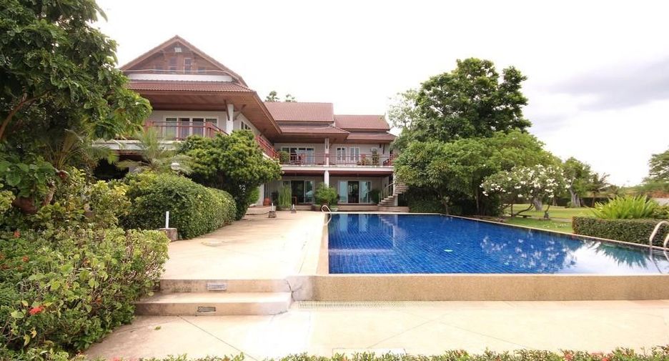 Villa zum Kauf mit 7 Zimmer in Mueang Phetchaburi, Phetchaburi