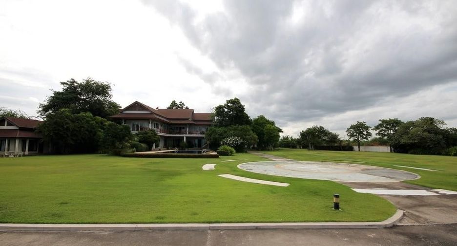 Villa zum Kauf mit 7 Zimmer in Mueang Phetchaburi, Phetchaburi