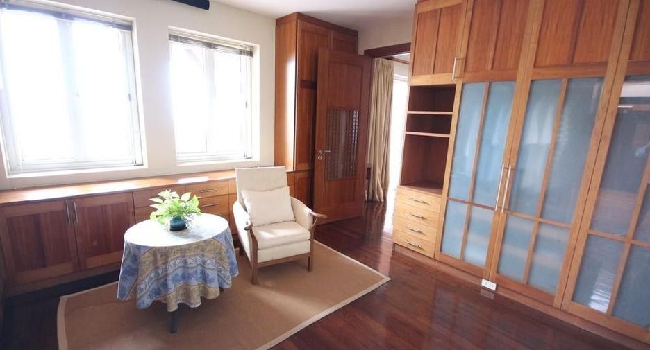 Villa zum Kauf mit 7 Zimmer in Mueang Phetchaburi, Phetchaburi