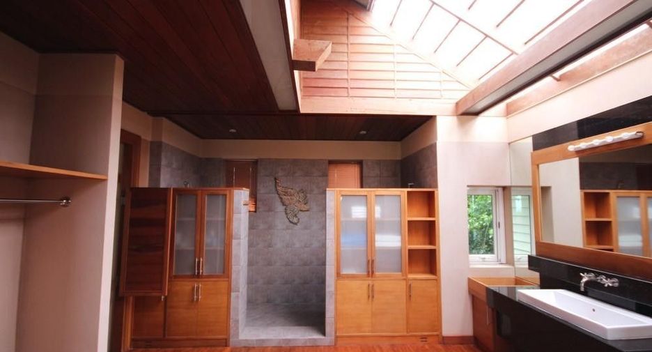 Villa zum Kauf mit 7 Zimmer in Mueang Phetchaburi, Phetchaburi