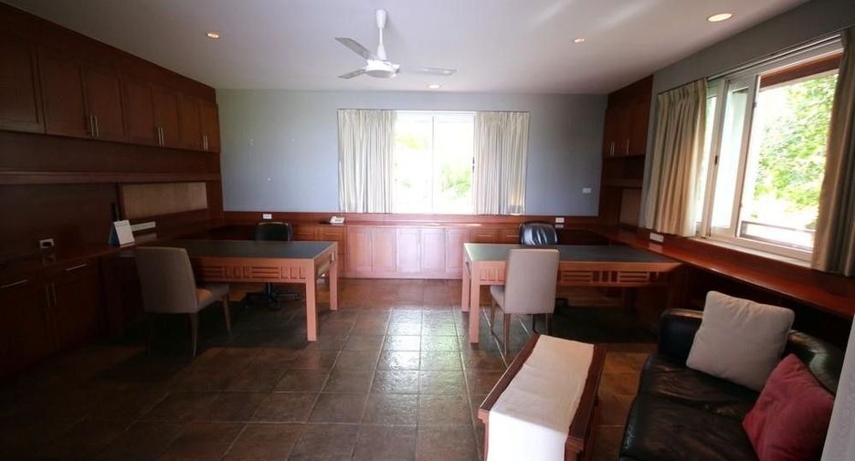 Villa zum Kauf mit 7 Zimmer in Mueang Phetchaburi, Phetchaburi