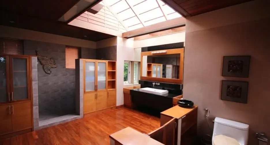 Villa zum Kauf mit 7 Zimmer in Mueang Phetchaburi, Phetchaburi