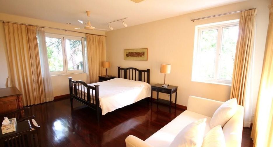 Villa zum Kauf mit 7 Zimmer in Mueang Phetchaburi, Phetchaburi