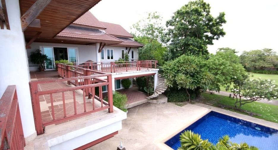 Villa zum Kauf mit 7 Zimmer in Mueang Phetchaburi, Phetchaburi