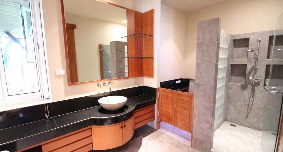 Villa zum Kauf mit 7 Zimmer in Mueang Phetchaburi, Phetchaburi