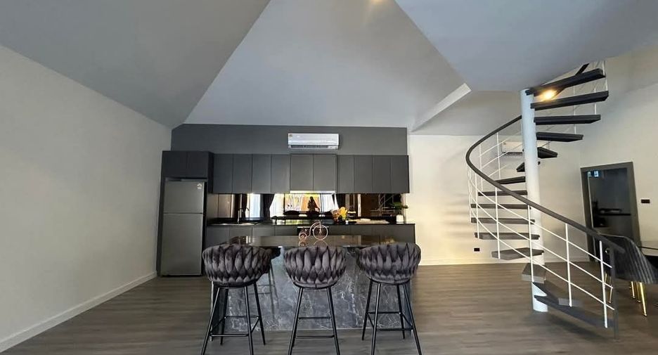 Villa en venta de 3 habitaciones en Bang Lamung, Chonburi