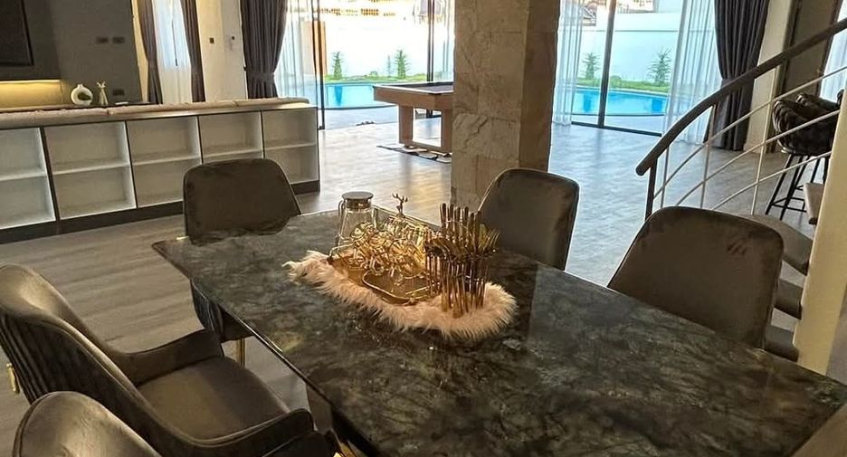 Villa en venta de 3 habitaciones en Bang Lamung, Chonburi