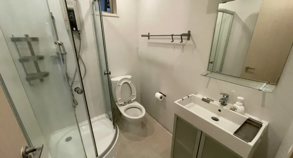For rent 4 bedrooms villa in Bang Lamung, Chonburi