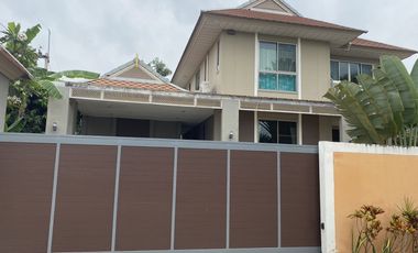 出租 4 卧室 别墅 在 Bang Lamung, Chon Buri