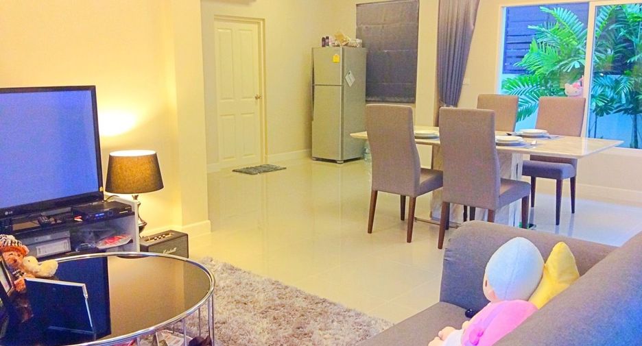 For rent 3 bedrooms house in Lat Krabang, Bangkok
