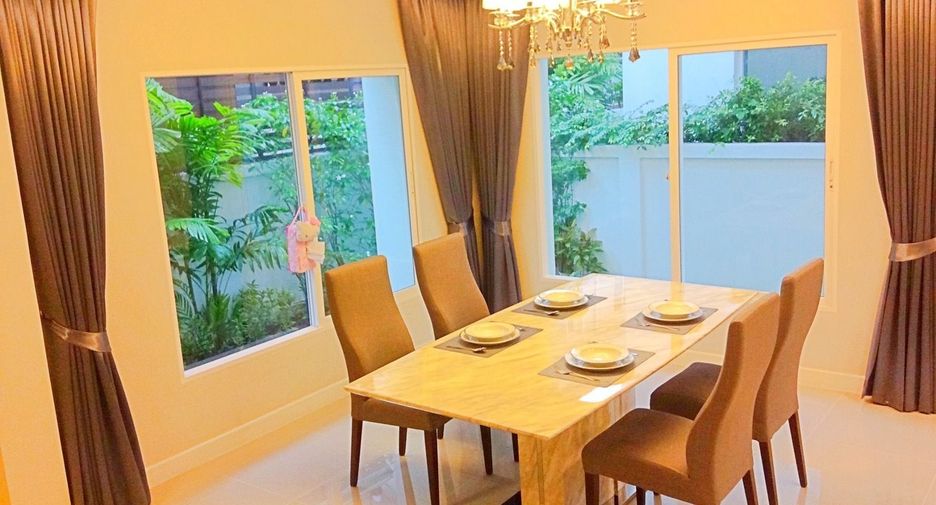 For rent 3 bedrooms house in Lat Krabang, Bangkok