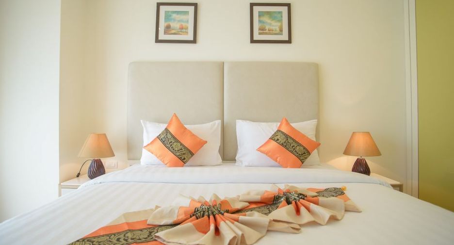 For rent 2 bedrooms apartment in Khlong Toei, Bangkok