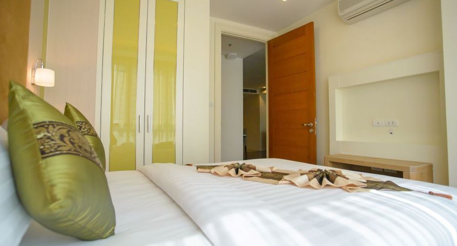 For rent 2 bedrooms apartment in Khlong Toei, Bangkok