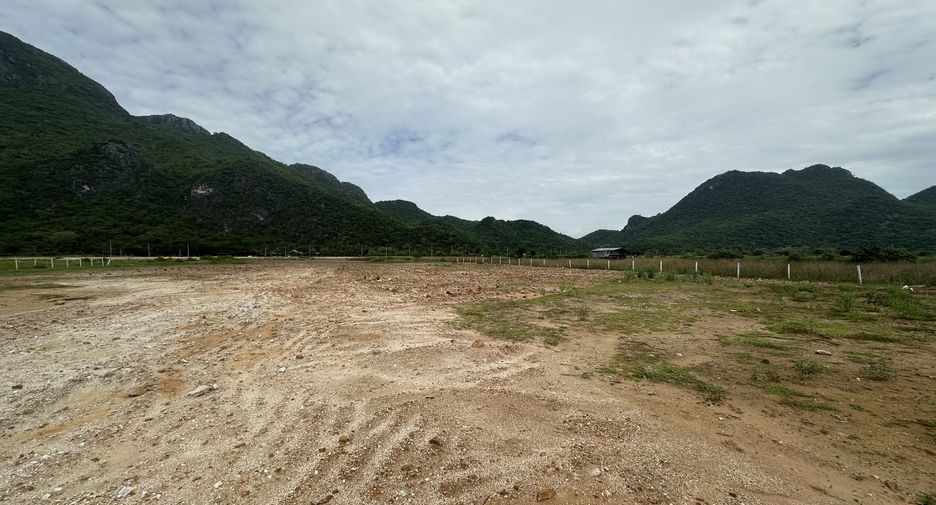 À vendre terrain à Sam Roi Yot, Prachuap Khiri Khan